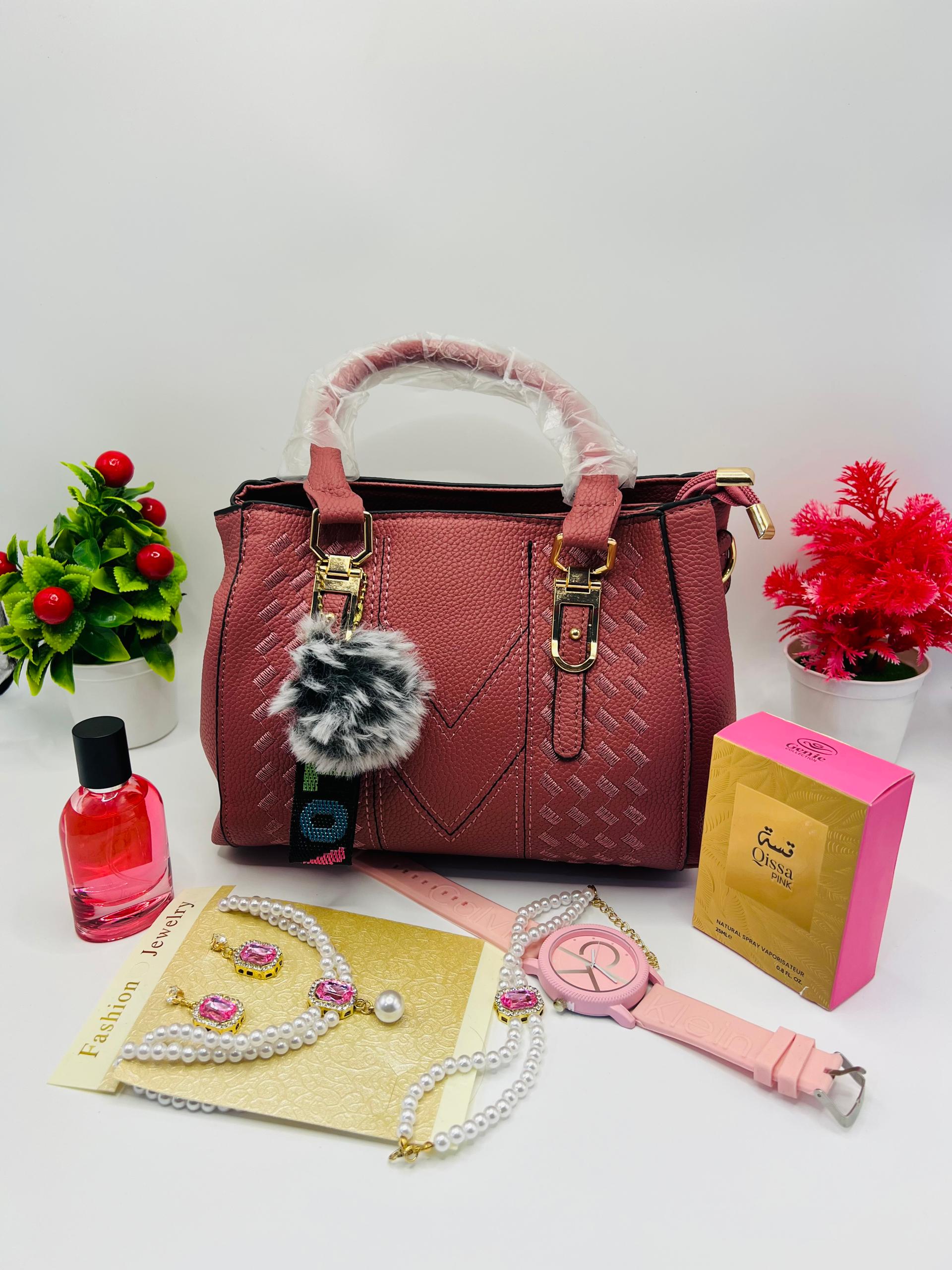 Bad and Jewelry set